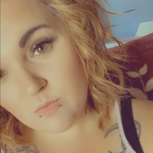 Meet your Posher, Delaney